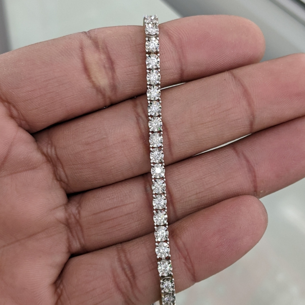 Real Diamond 10kt Gold Tennis Bracelet 7 Inch